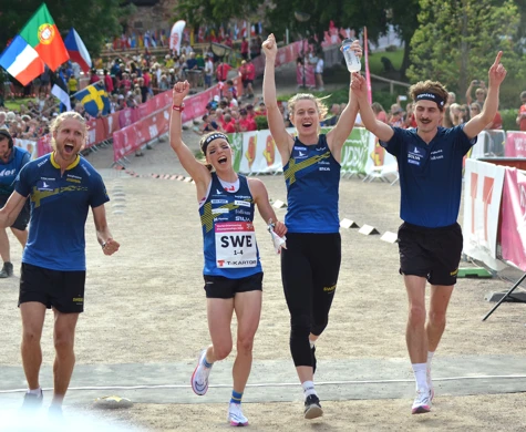 Gustav Bergman, Tove Alexandersson, Lina Strand och Max Peter Bejmer jublar vid VM-guldet i sprintstafett i somras.